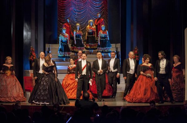 Cosa racconta l’opera “La Traviata”?